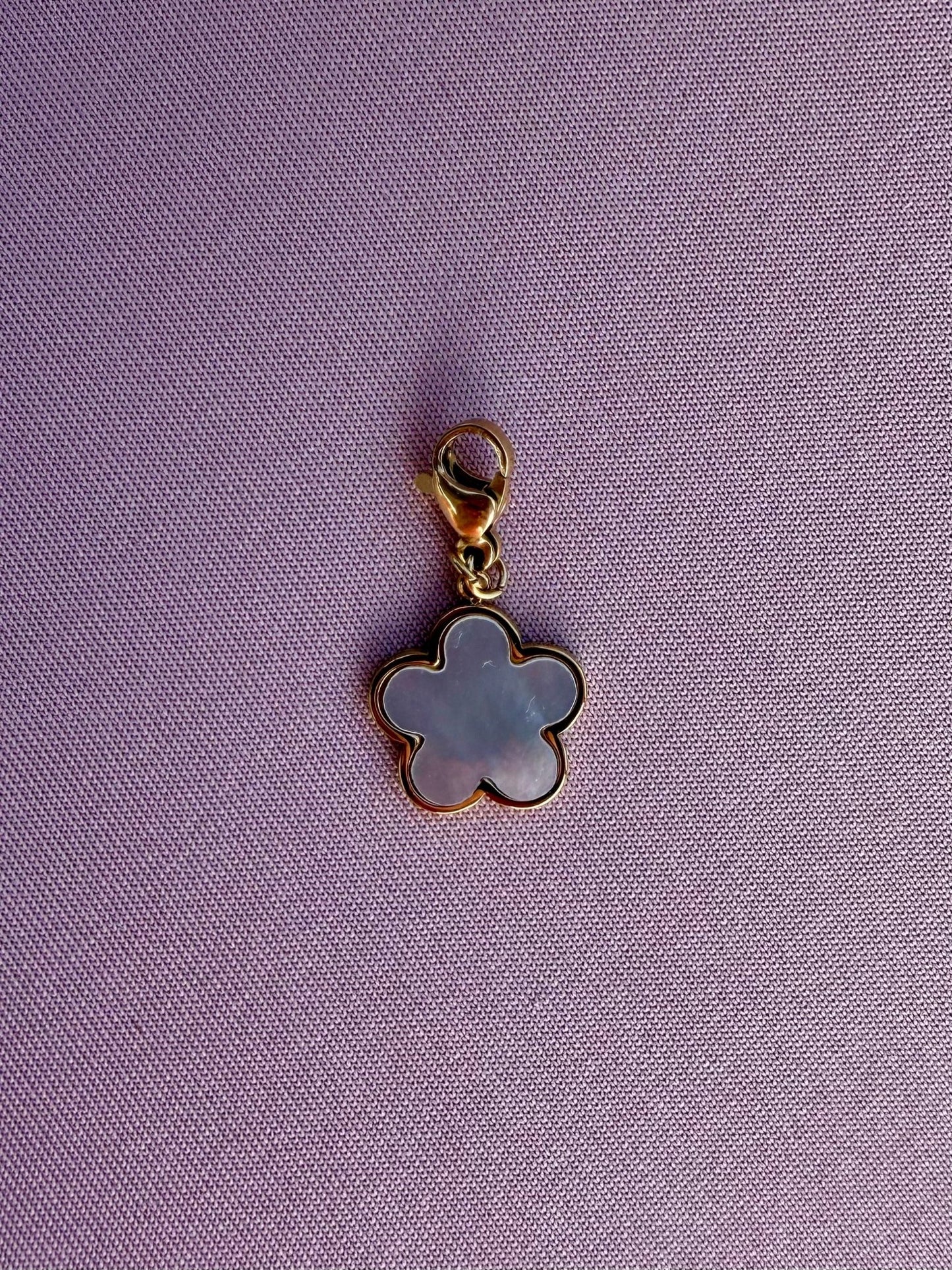 Charm fleur blanche - Equislay