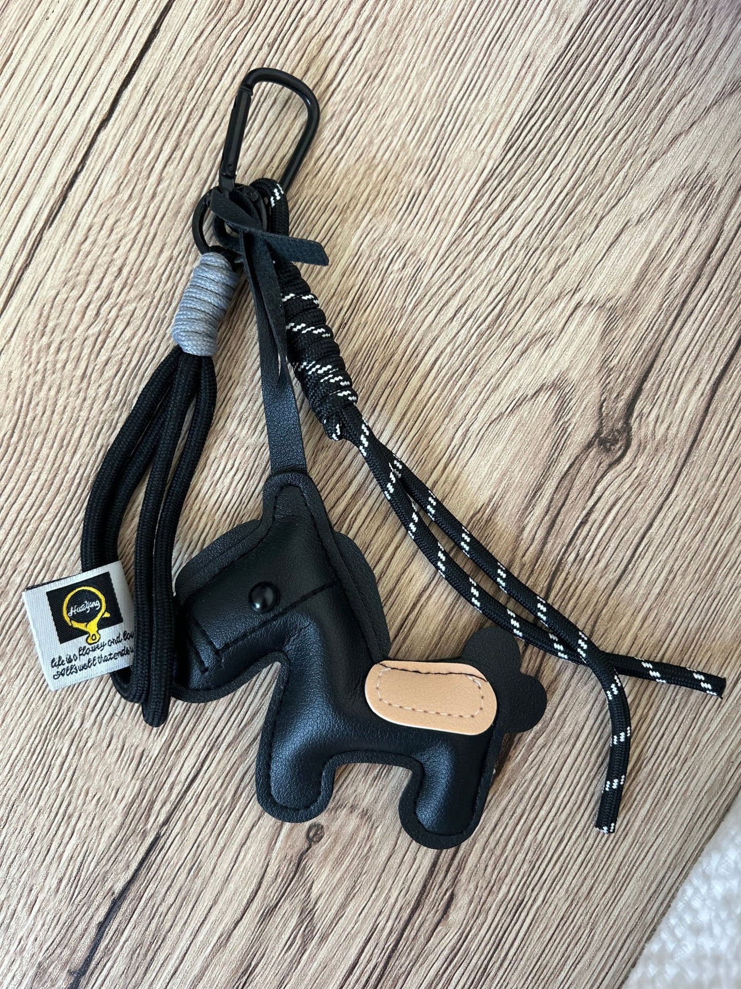 Grigri petit cheval noir - Equislay
