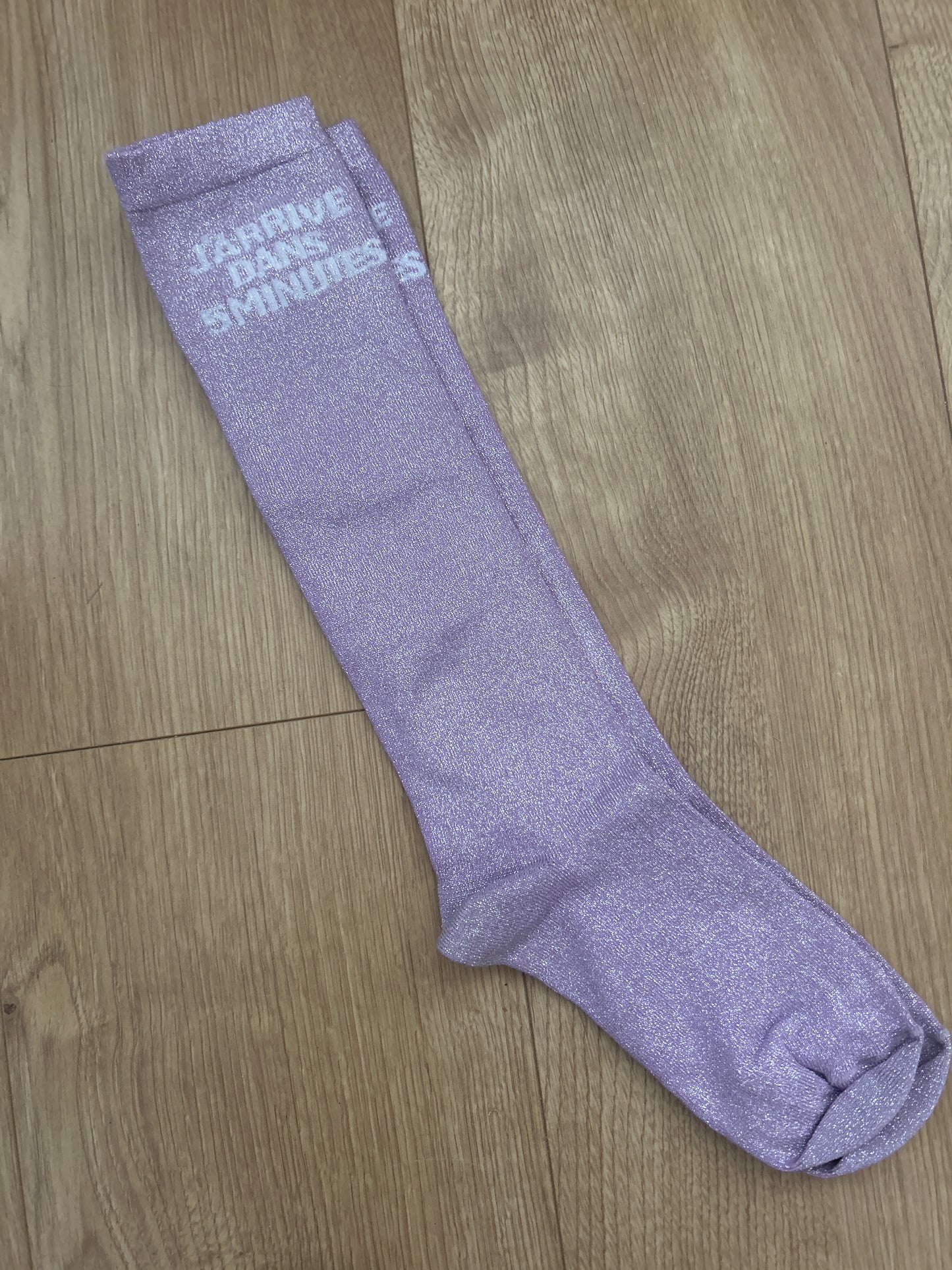 Chaussettes J’arrive dans 5 minutes - Lilas - Petit prix