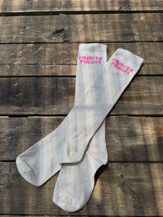 Chaussettes Objectif podium - beige écriture fuchsia