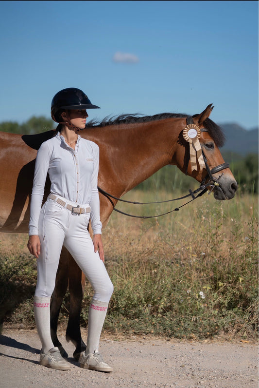 Chaussettes Objectif Podium – Beige (écriture fuchsia)