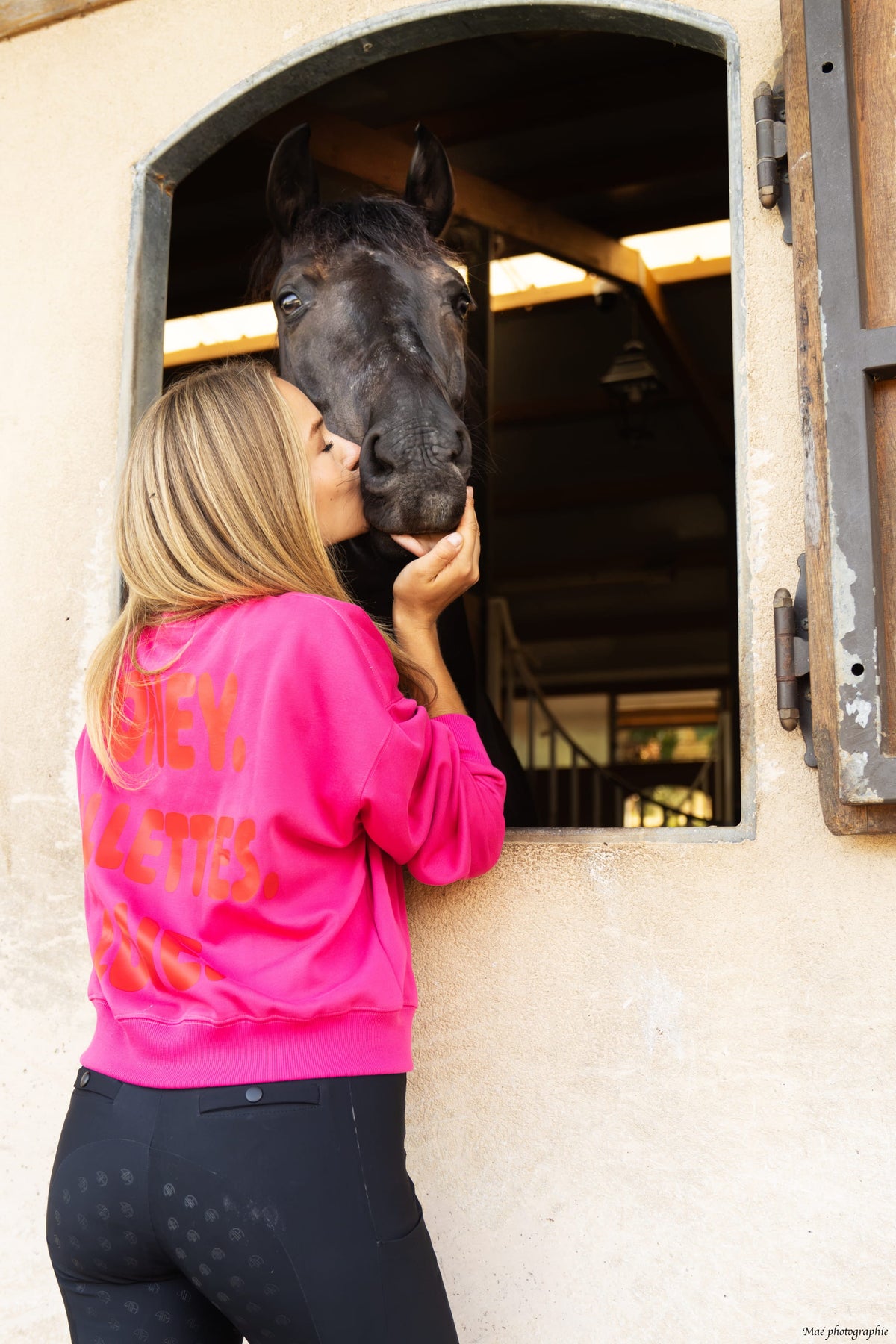 Sweat oversize LOLA – Poney Paillettes Love – Rose & rouge