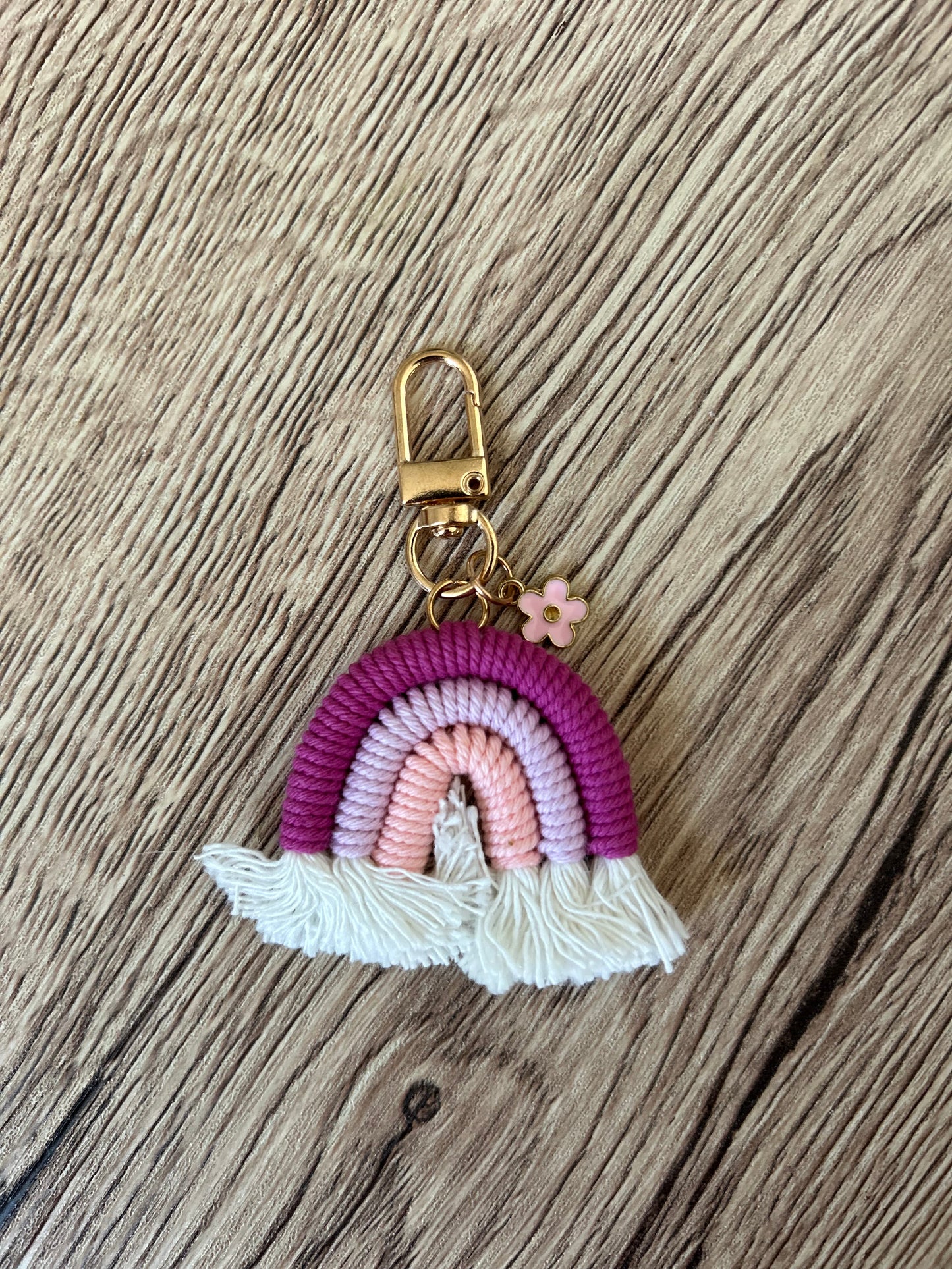 Breloque arc-en-ciel fuchsia