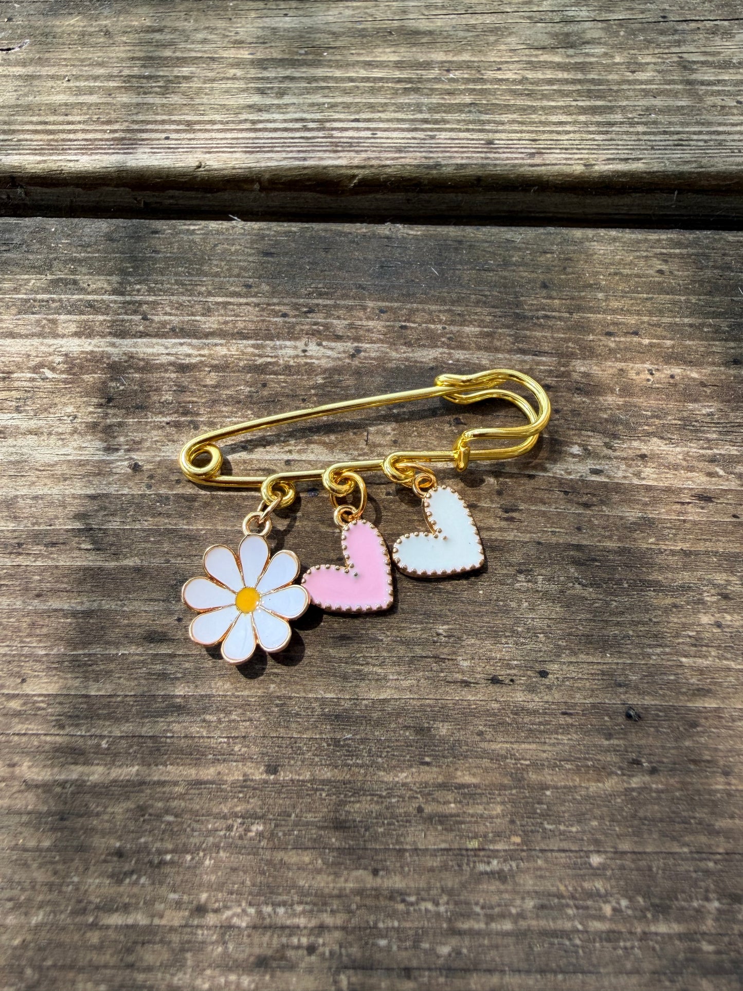 Broche cavalière cheval Fleur Cœur rose Cœur blanc tapis veste | Equislay