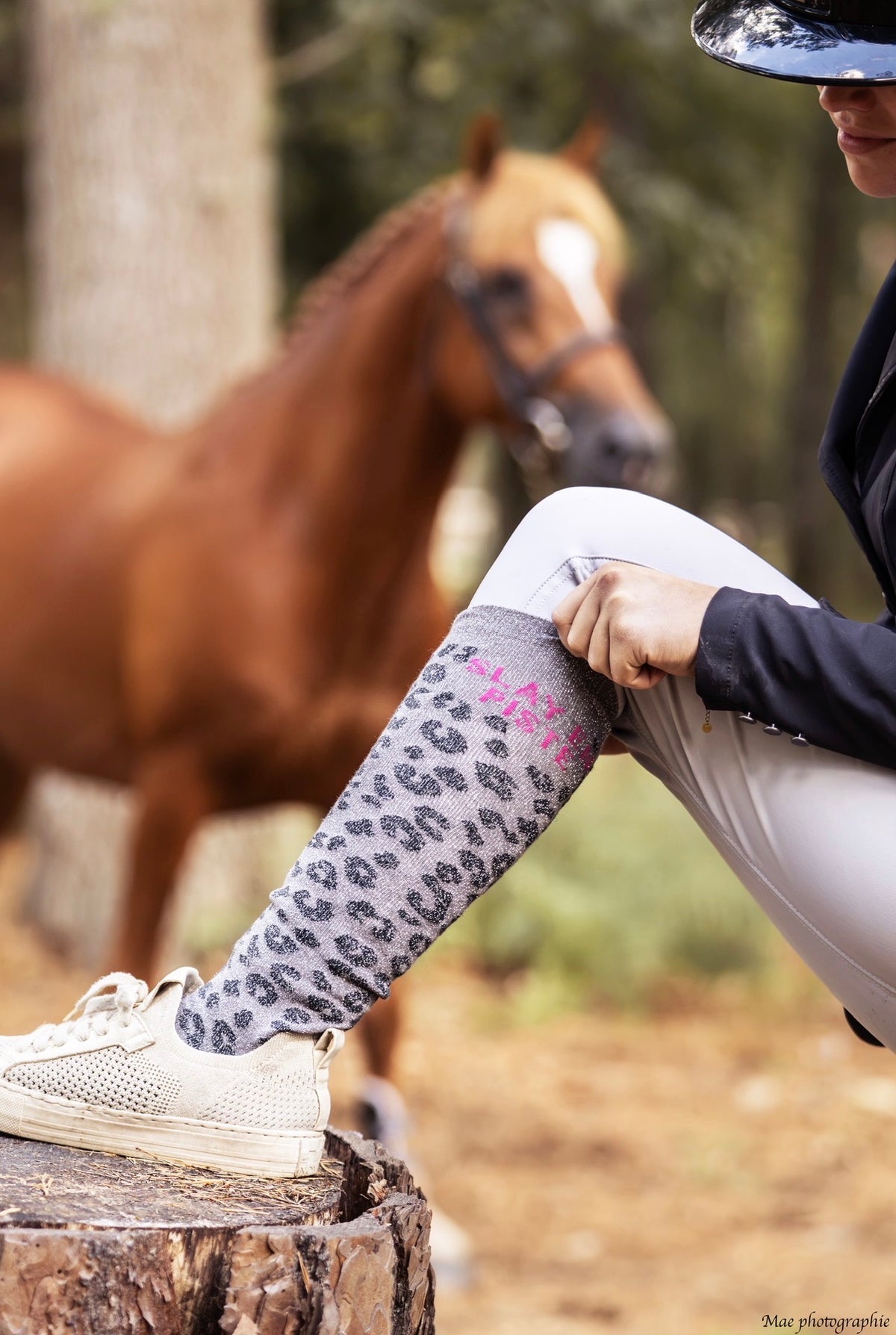 Chaussettes d’équitation léopard Slay en Piste – Gris et Rose