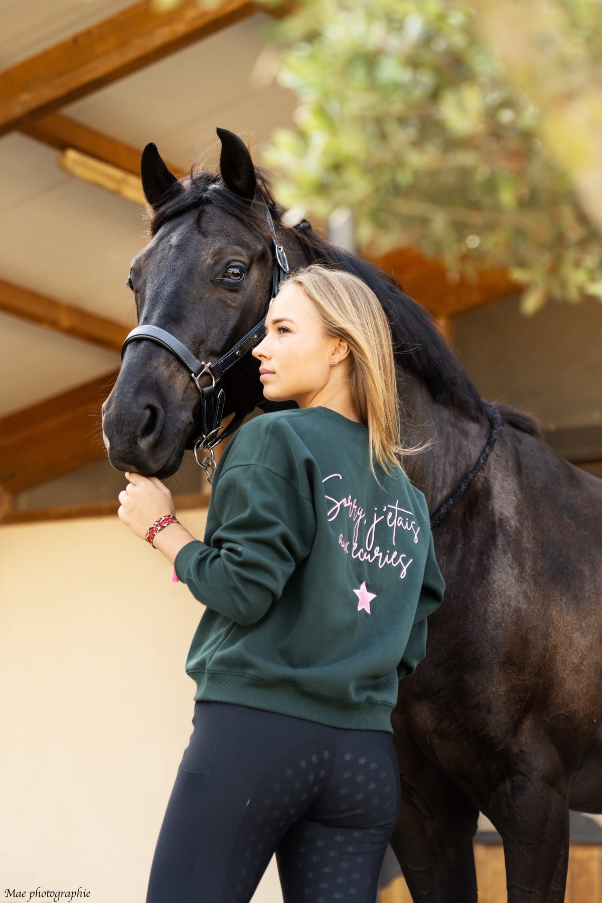 Sweat brodé NINA – Sorry j’étais aux écuries – Vert & rose pâle
