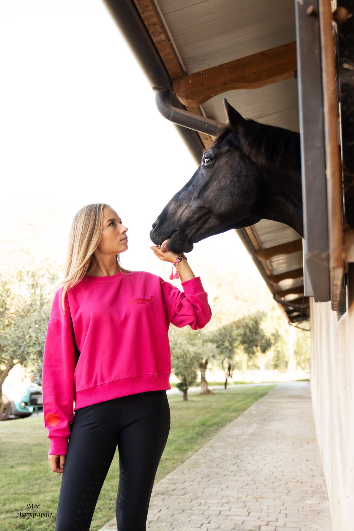 Sweat oversize LOLA – Poney Paillettes Love – Rose & rouge