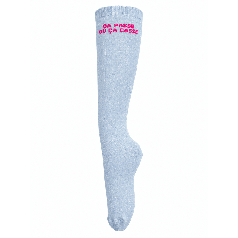 Chaussettes d’équitation Ça Passe ou Ça Casse – Bleu ciel ( écriture rose ) - Equislay