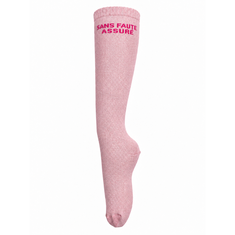 Chaussette d’équitation Sans Faute Assuré rose pâle, écriture fuchsia, sur fond blanc